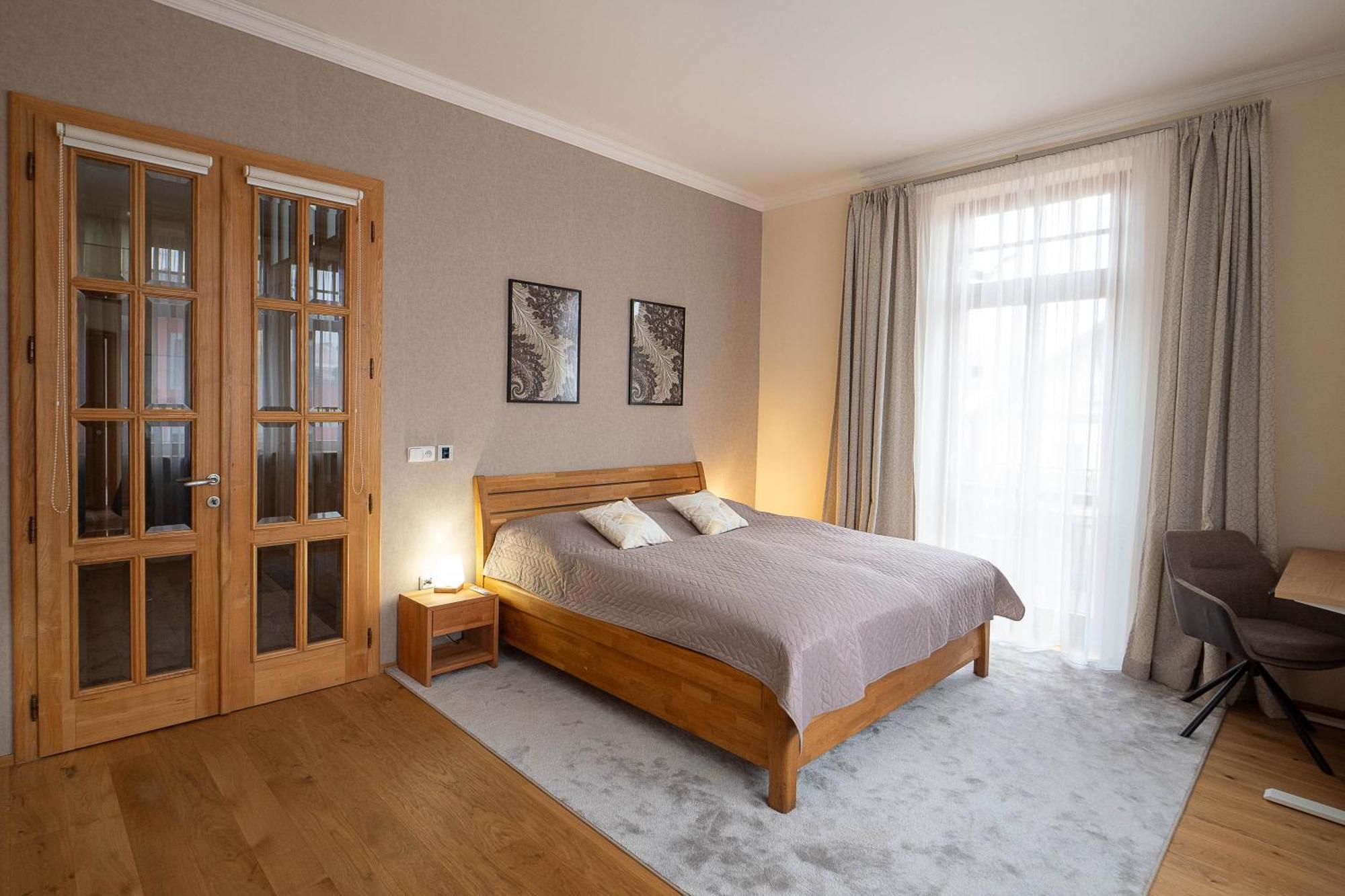 Executive 2-Bdrm Central Suite Ústí nad Labem Buitenkant foto