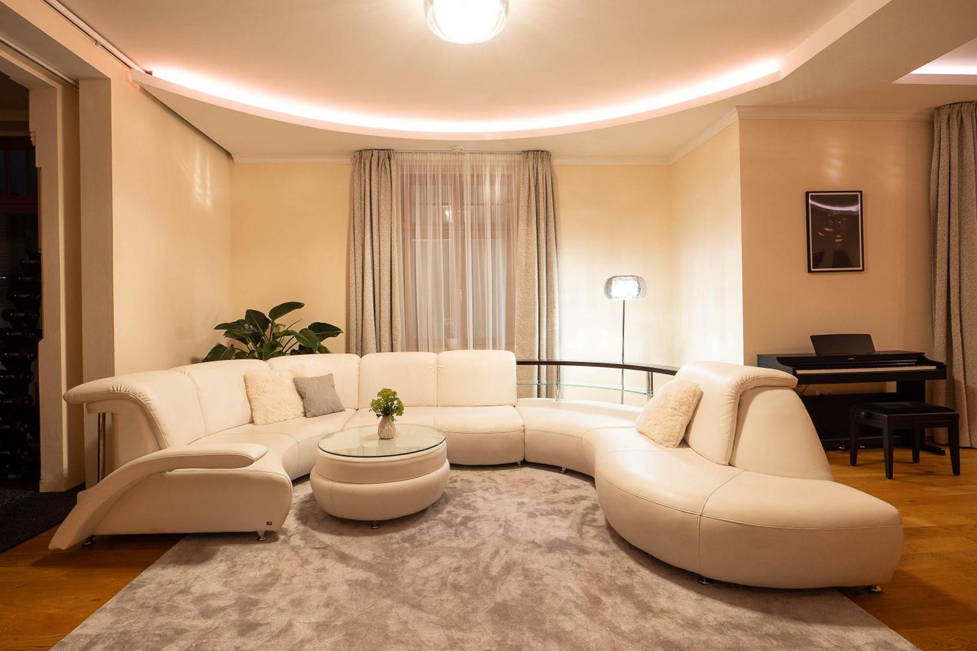 Executive 2-Bdrm Central Suite Ústí nad Labem Buitenkant foto
